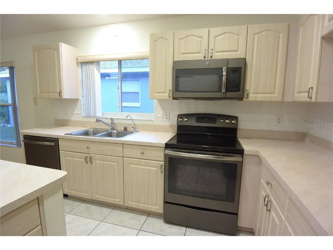 14112 Whitecap Avenue Hudson FL 34667 W7876252 image13