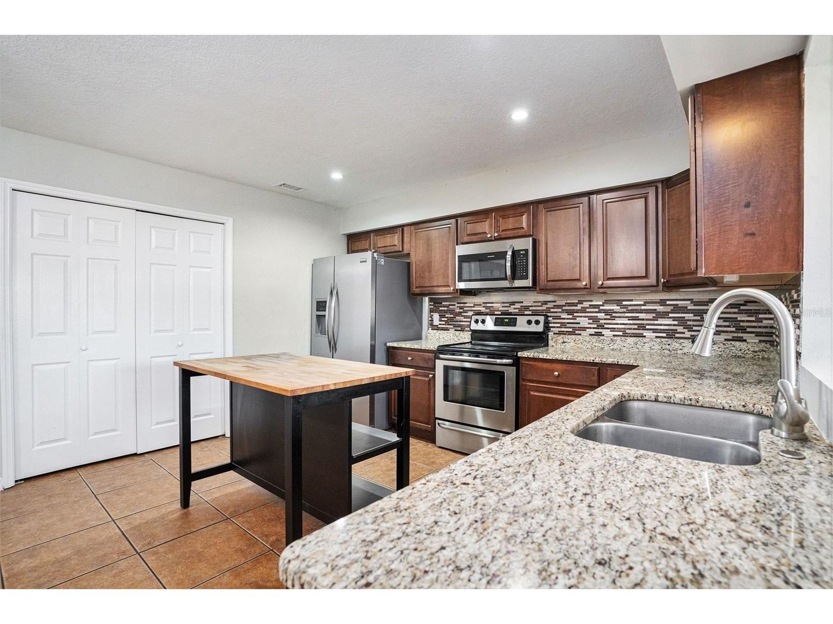 14112 Winslow Place Tampa FL 33624 TB8486044 image10