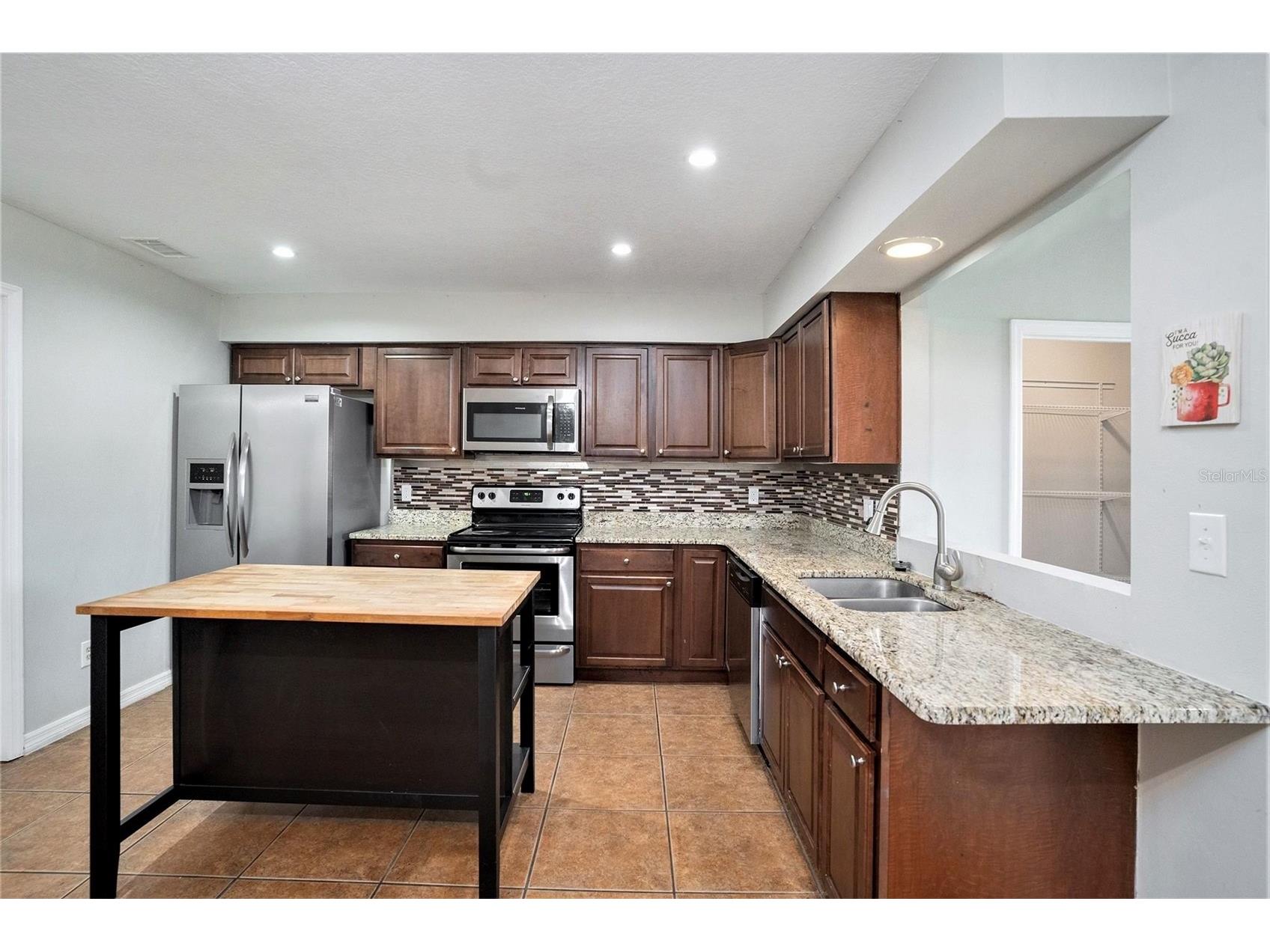 14112 Winslow Place Tampa FL 33624 TB8486044 image3