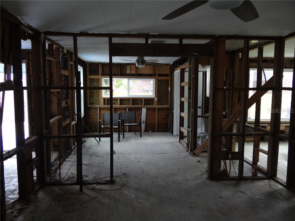 14117 Palm Street Madeira Beach FL 33708 TB8454591 image11