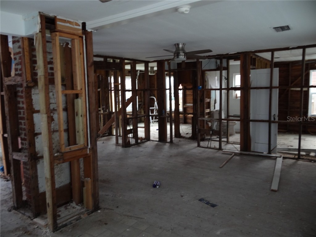 14117 Palm Street Madeira Beach FL 33708 TB8454591 image12