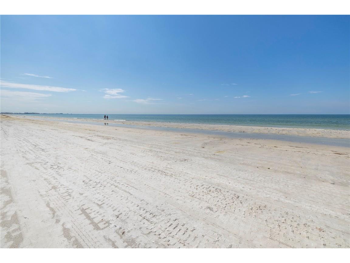 14117 Palm Street Madeira Beach FL 33708 TB8454591 image14