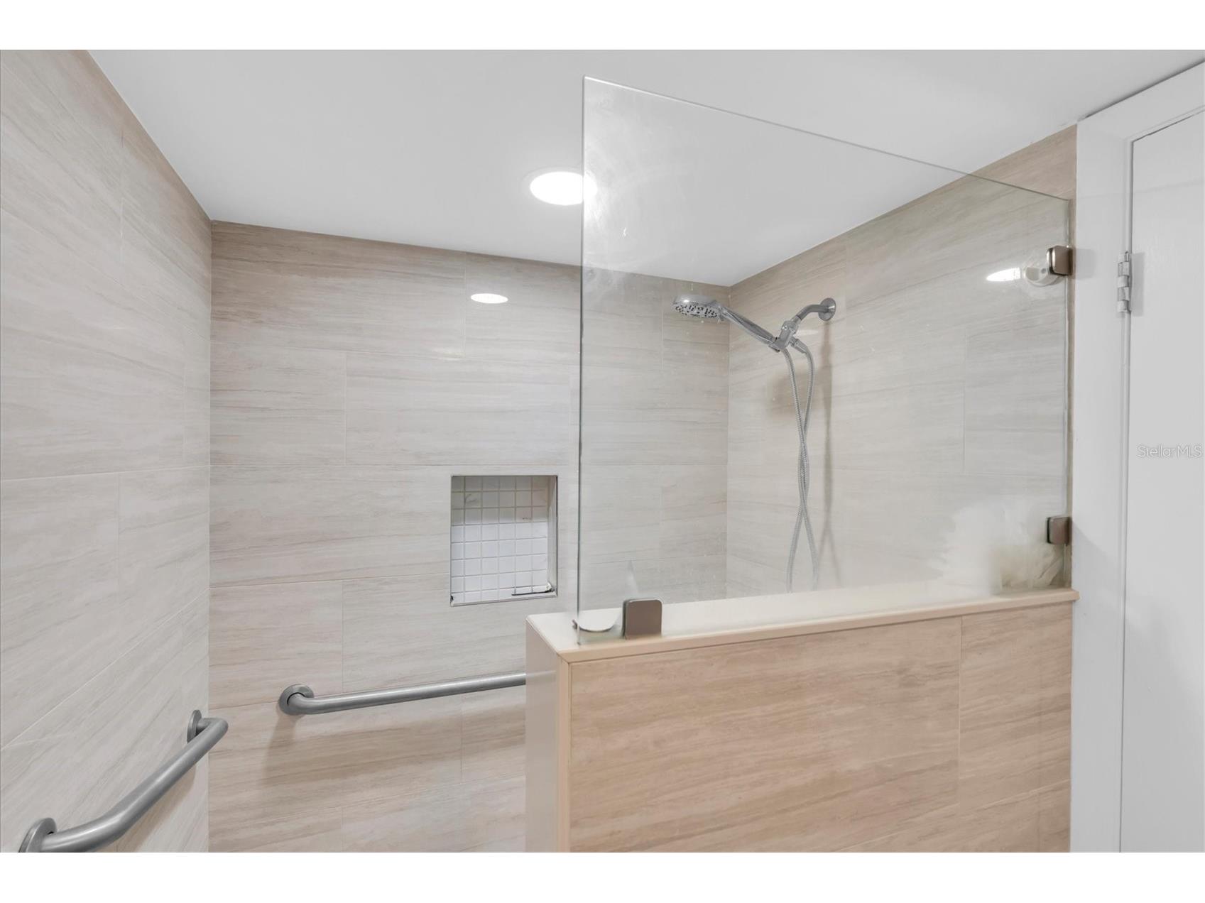 14118 Cypress Run #14 Tampa FL 33618 TB8511962 image24