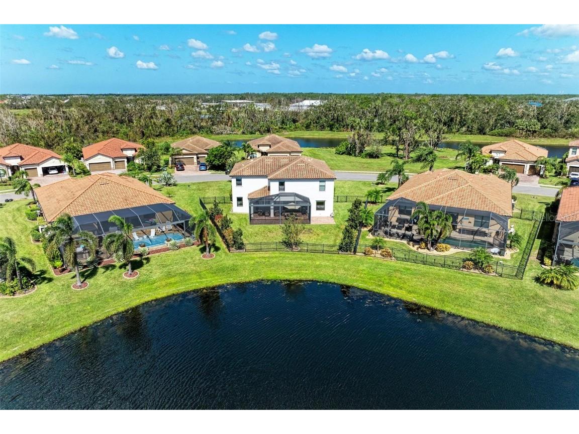 14118 Florida Rosemary Drive Bradenton FL 34211 A4674724 image2