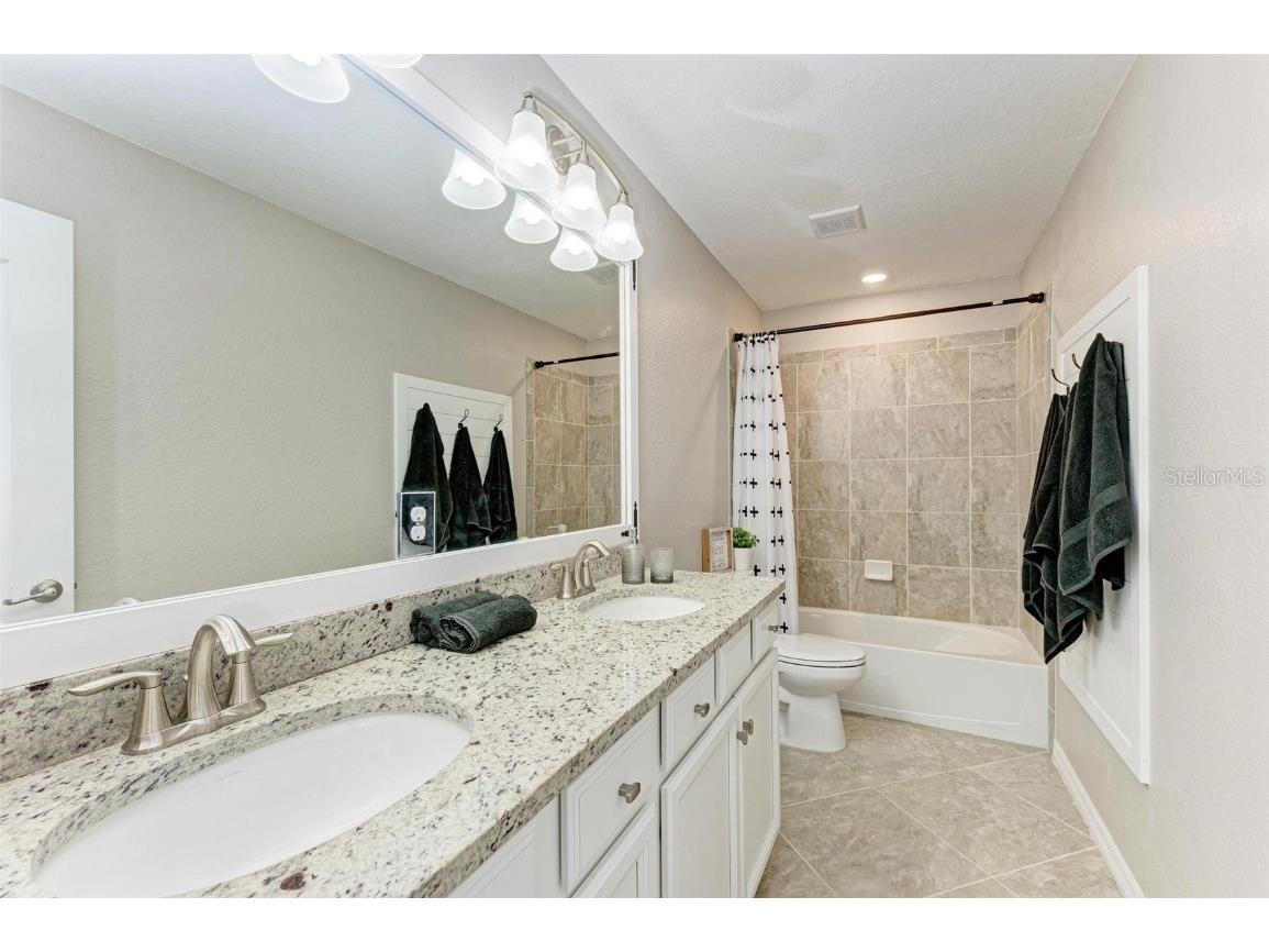 14118 Florida Rosemary Drive Bradenton FL 34211 A4674724 image49