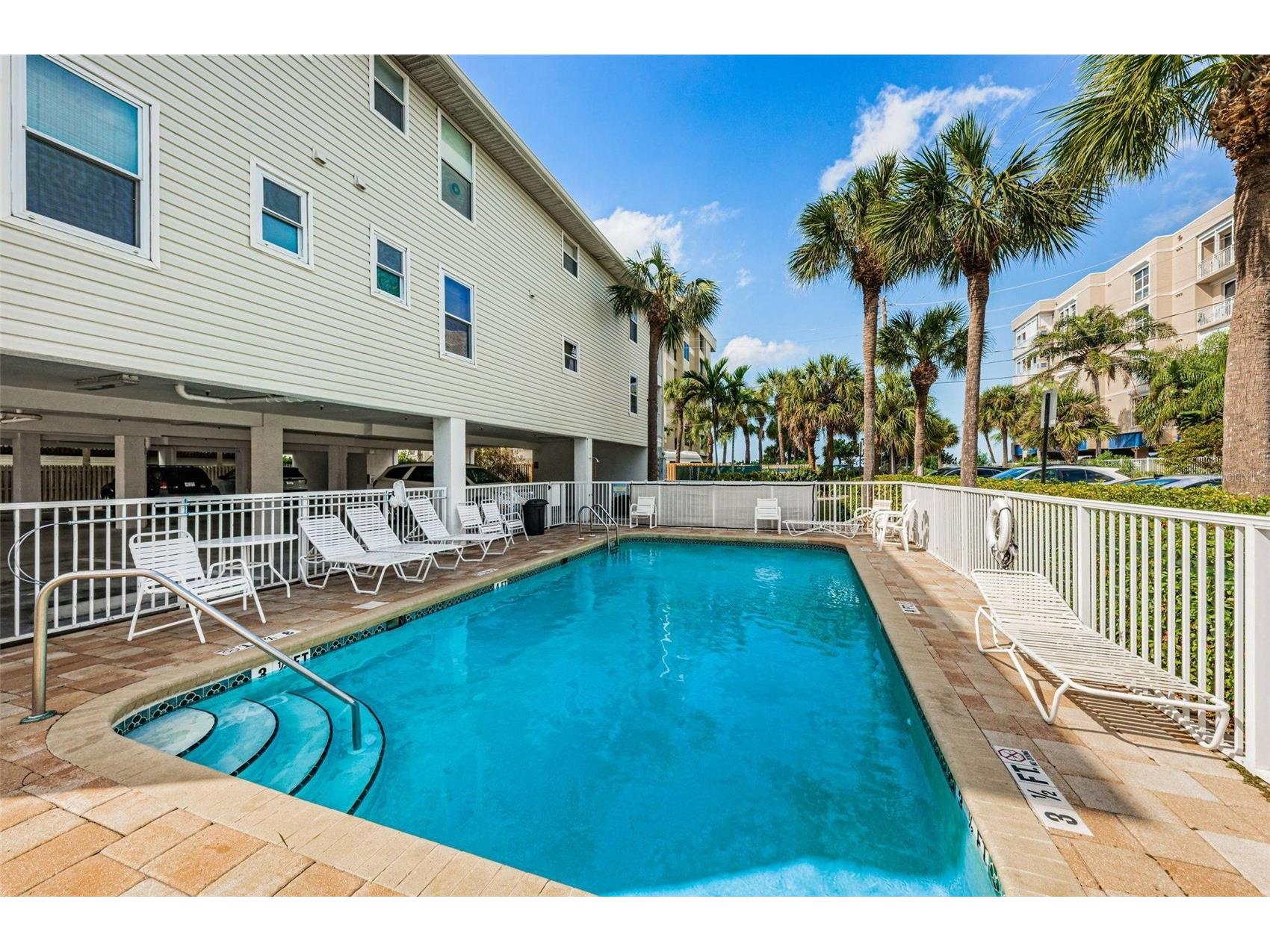 1412 Gulf Boulevard #102A Indian Rocks Beach FL 33785 TB8475649 image1