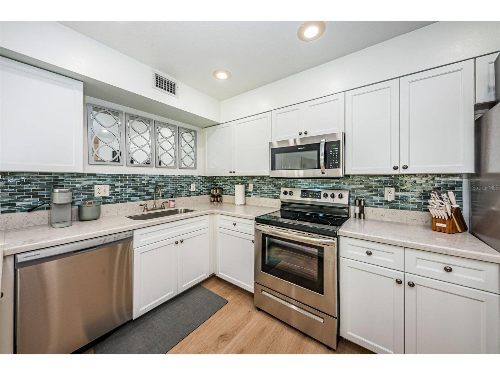 1412 Gulf Boulevard #102A Indian Rocks Beach FL 33785 TB8475649 image11