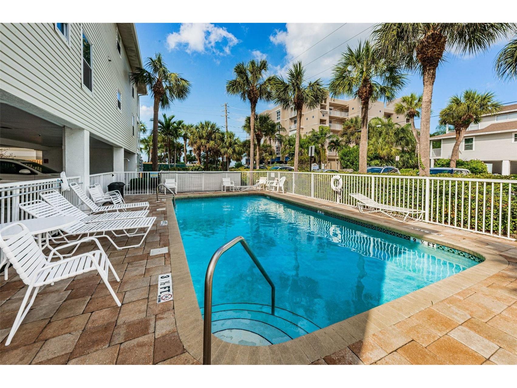 1412 Gulf Boulevard #102A Indian Rocks Beach FL 33785 TB8475649 image25