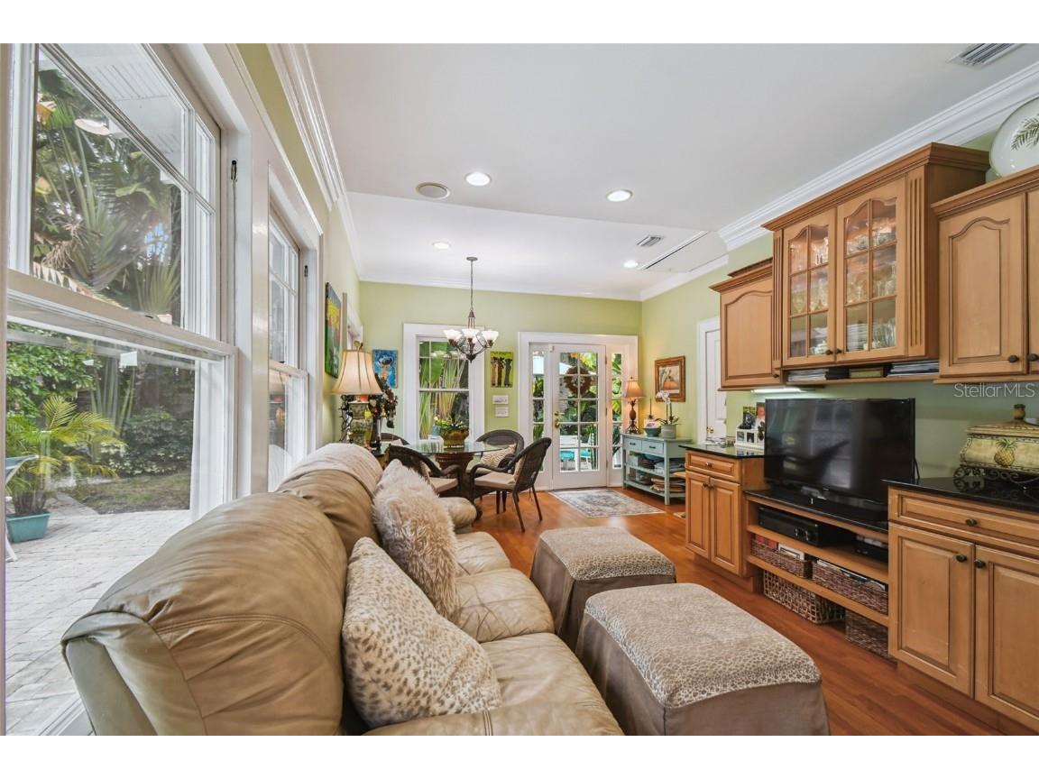 1412 Nance Avenue Tampa FL 33606 TB8451024 image25