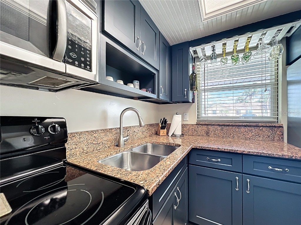 1412 SE Paradise Avenue #8 Crystal River FL 34429 - THREE SISTERS SPRINGS TB8370080 image7