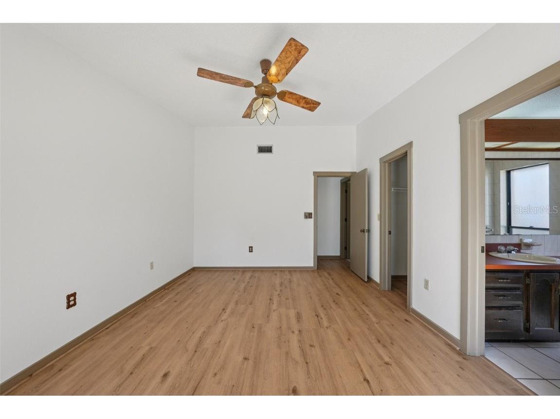 1412 Wexford Drive N Palm Harbor FL 34683 TB8452271 image30