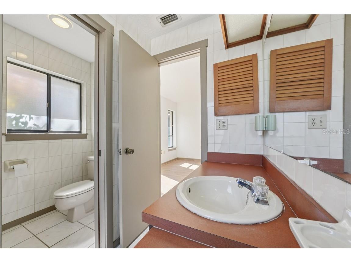 1412 Wexford Drive N Palm Harbor FL 34683 TB8452271 image35