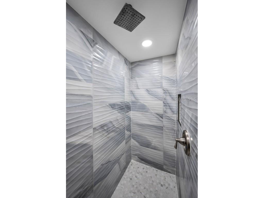 14125 N Bayshore Drive Madeira Beach FL 33708 TB8438525 image20