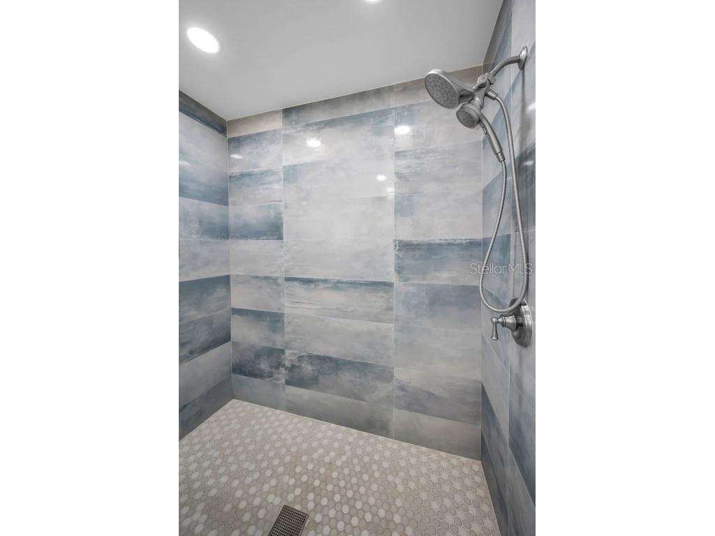 14125 N Bayshore Drive Madeira Beach FL 33708 TB8438525 image27