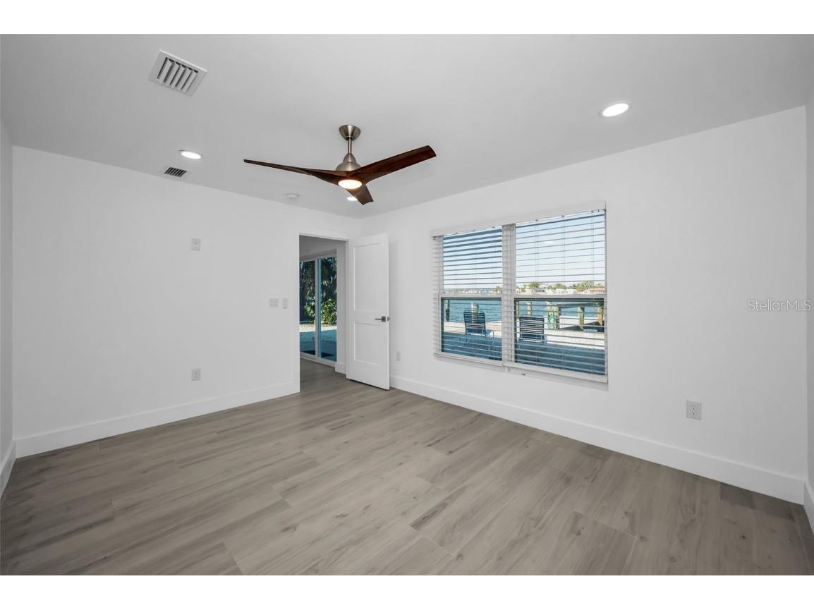 14125 N Bayshore Drive Madeira Beach FL 33708 TB8438525 image32