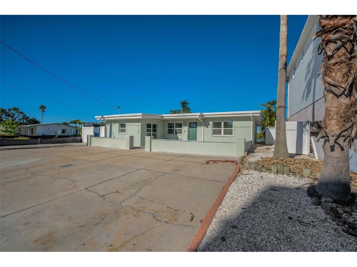 14125 N Bayshore Drive Madeira Beach FL 33708 TB8438525 image36