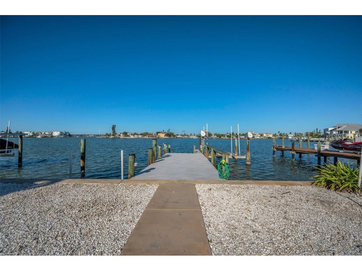 14125 N Bayshore Drive Madeira Beach FL 33708 TB8438525 image41