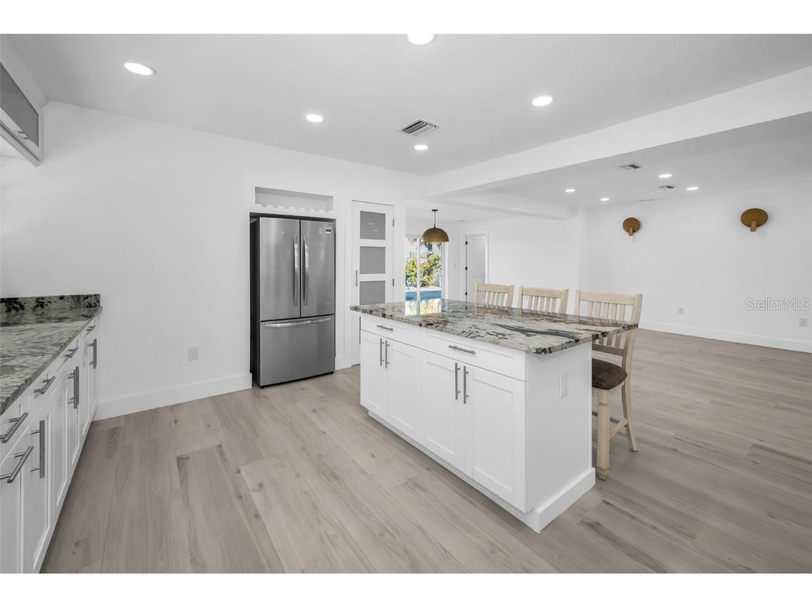 14125 N Bayshore Drive Madeira Beach FL 33708 TB8438525 image6