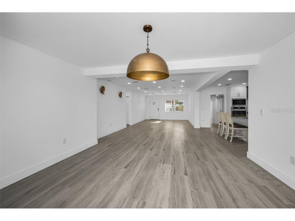 14125 N Bayshore Drive Madeira Beach FL 33708 TB8438525 image9