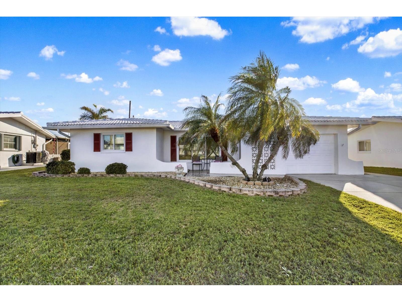 14128 87th Avenue Seminole FL 33776 TB8470743 image1
