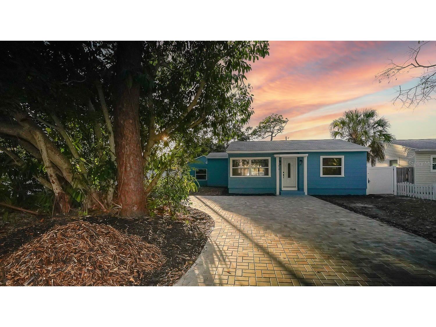 1413 60th Street S Gulfport FL 33707 TB8471041 image1