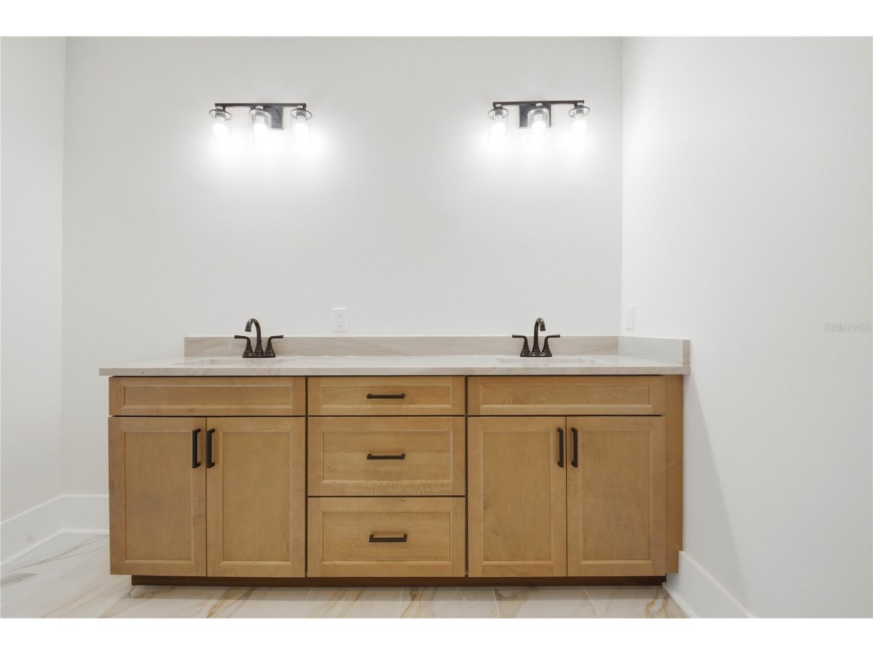 1413 Bayshore Boulevard #11 Dunedin FL 34698 TB8512075 image28