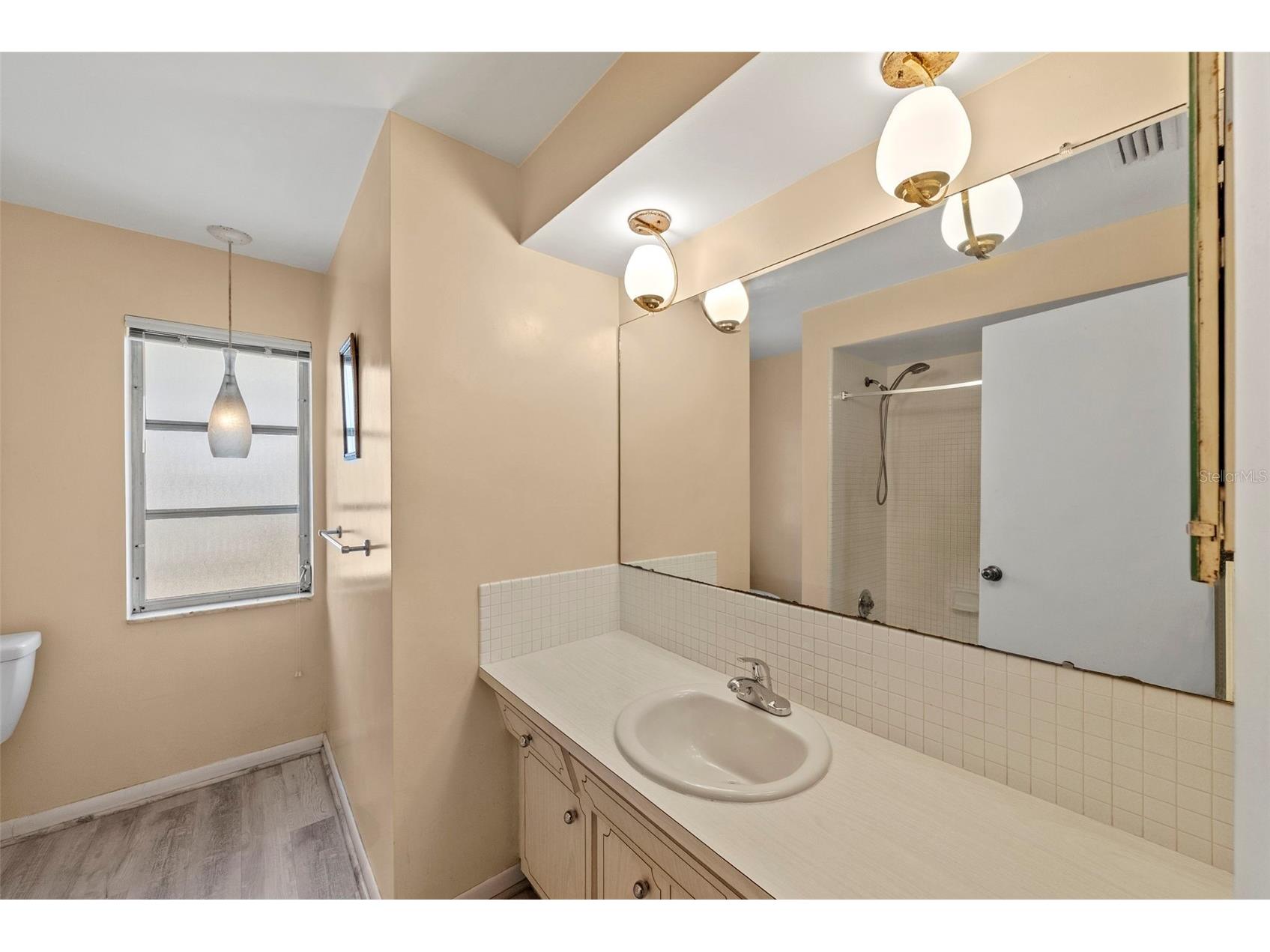 1413 Embassy Drive Clearwater FL 33764 - ALLEN CREEK TB8503509 image11
