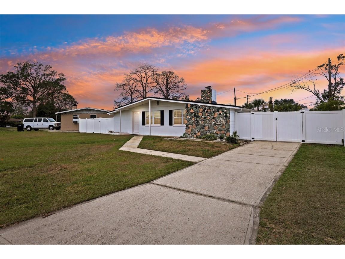 1413 Evangeline Avenue Orlando FL 32809 O6270370 image1