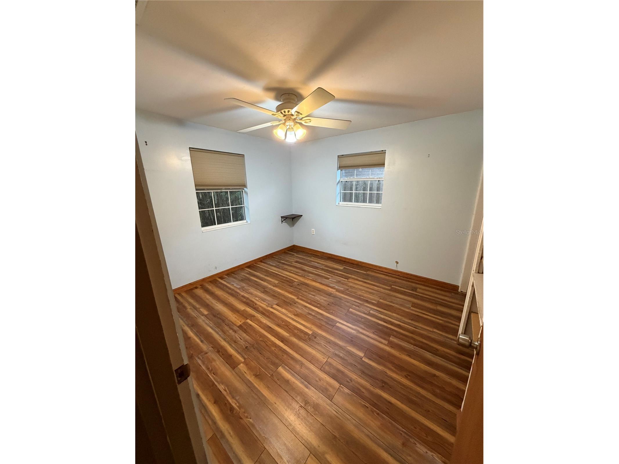 1413 Orange Avenue Tavares FL 32778 - LAKE EUSTIS G5109537 image4