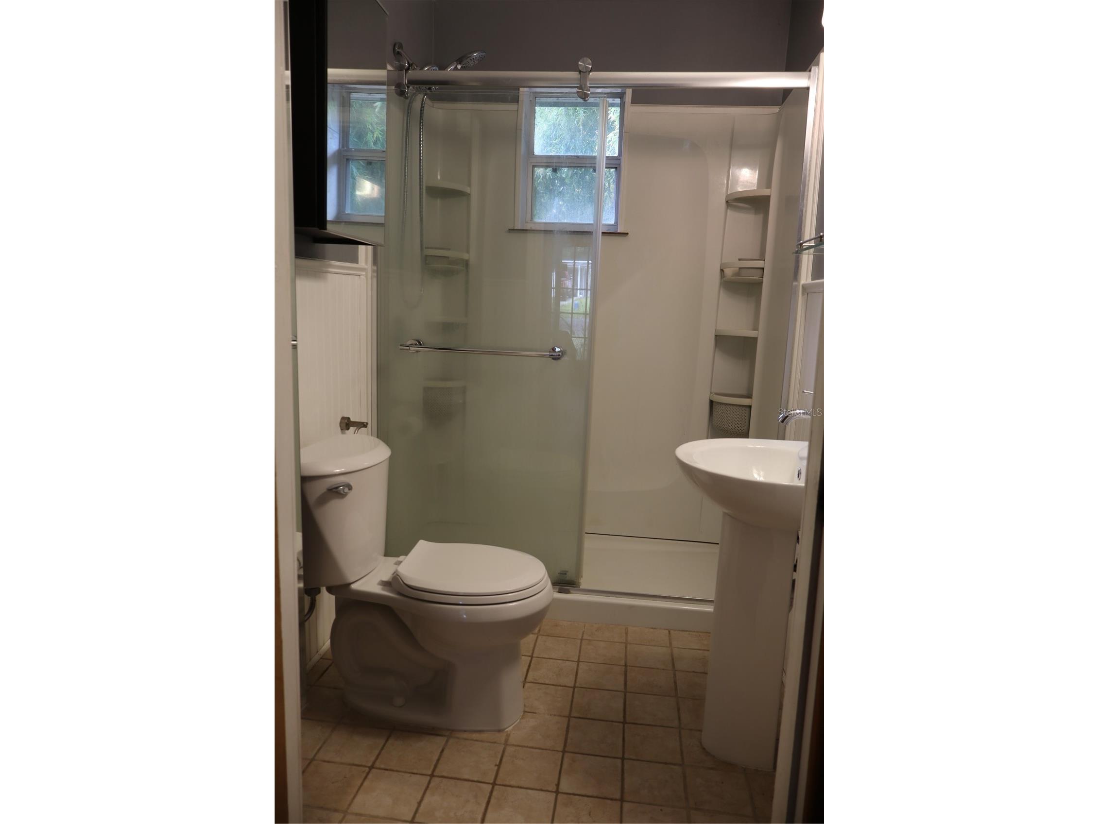 1413 Orange Avenue Tavares FL 32778 - LAKE EUSTIS G5109537 image5