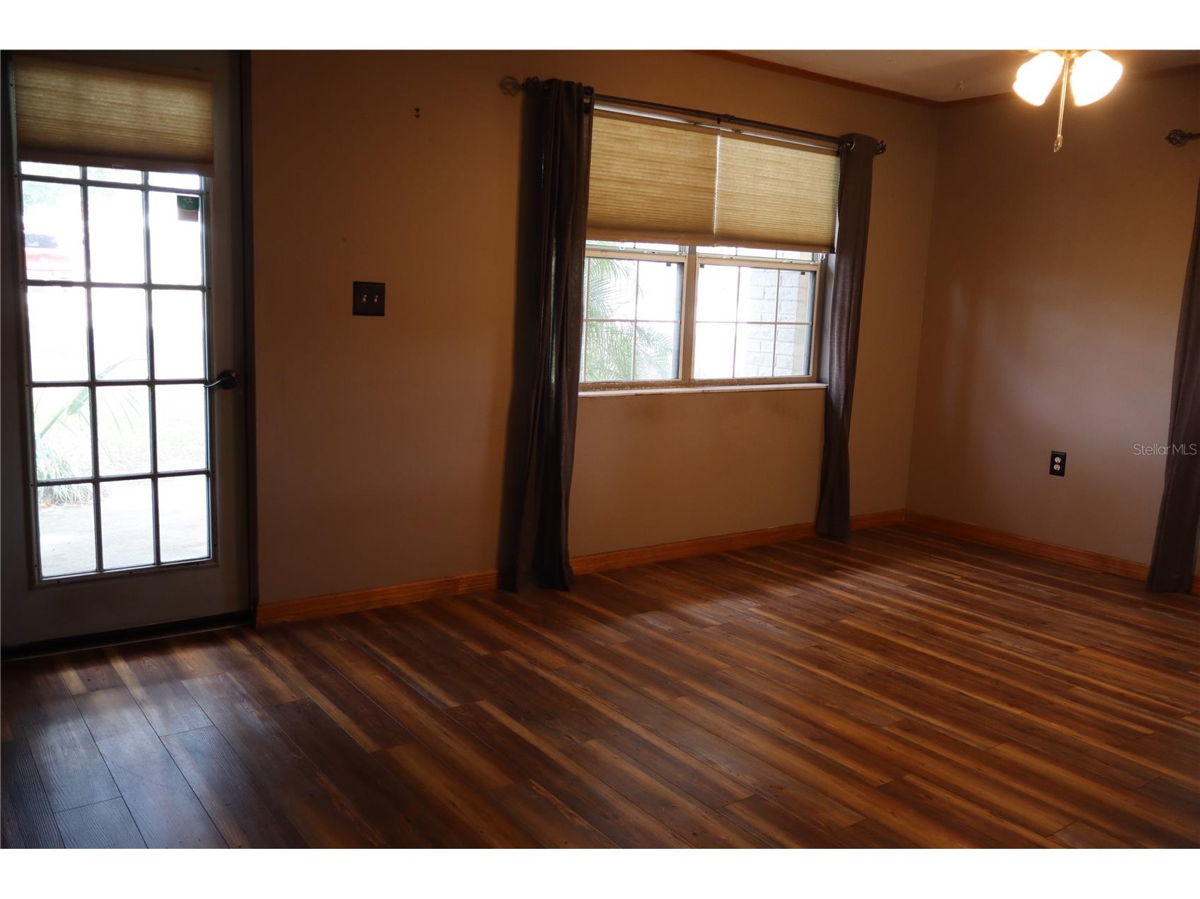 1413 Orange Avenue Tavares FL 32778 - LAKE EUSTIS G5109537 image7