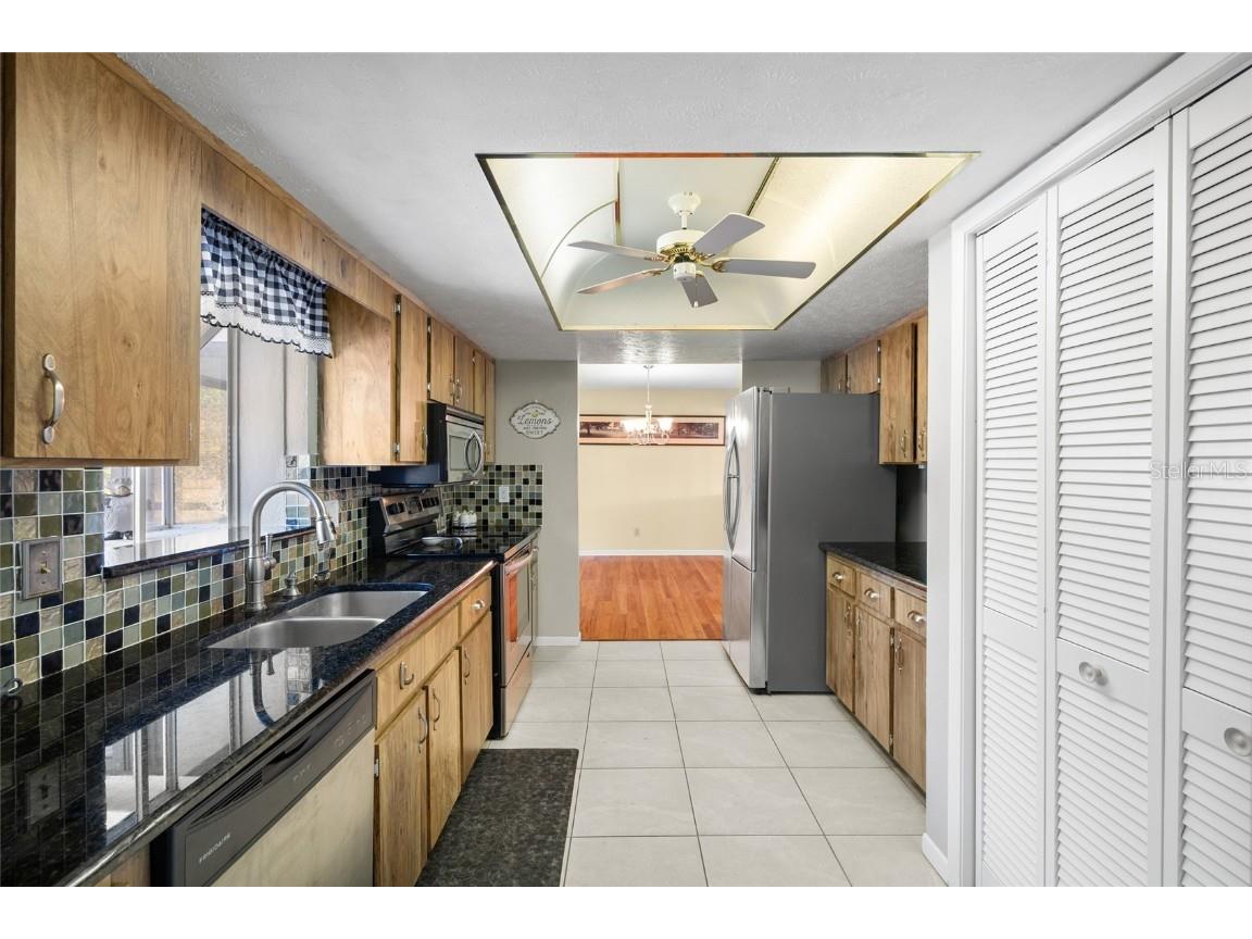 1413 S Saint Cloud Avenue Valrico FL 33594 TB8448630 image14