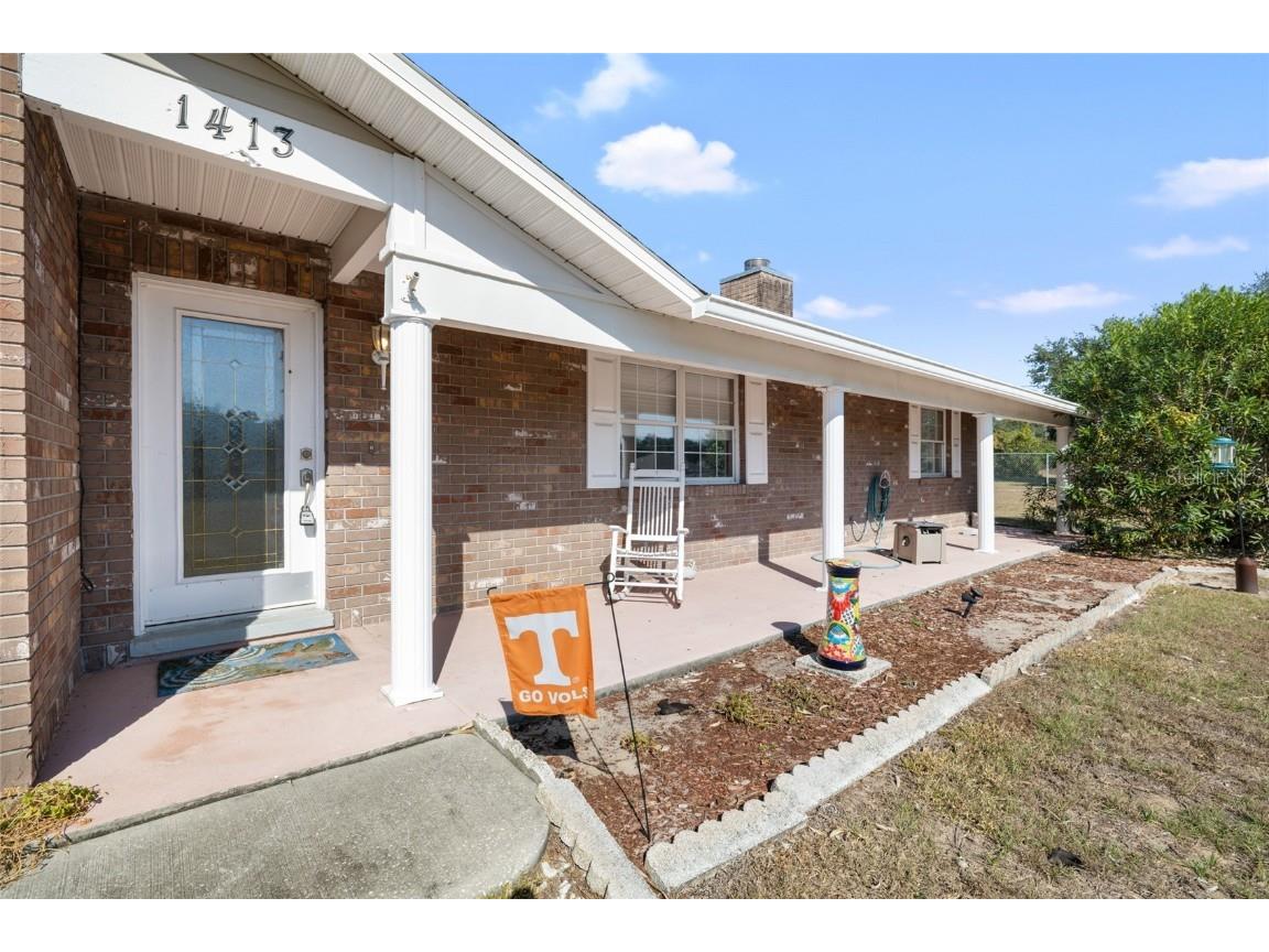 1413 S Saint Cloud Avenue Valrico FL 33594 TB8448630 image4