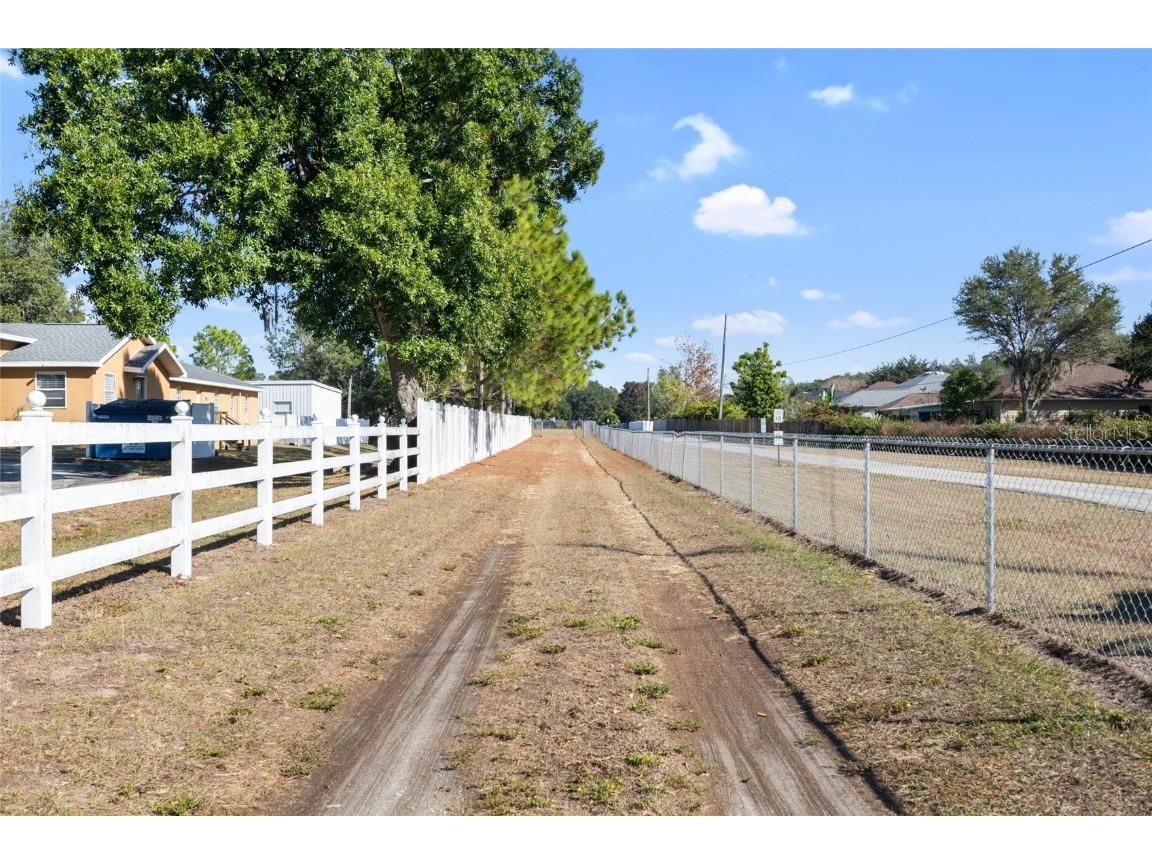 1413 S Saint Cloud Avenue Valrico FL 33594 TB8448630 image41