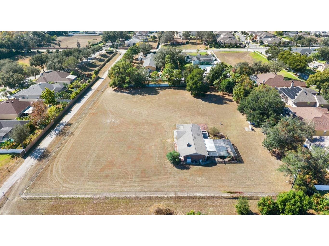 1413 S Saint Cloud Avenue Valrico FL 33594 TB8448630 image47