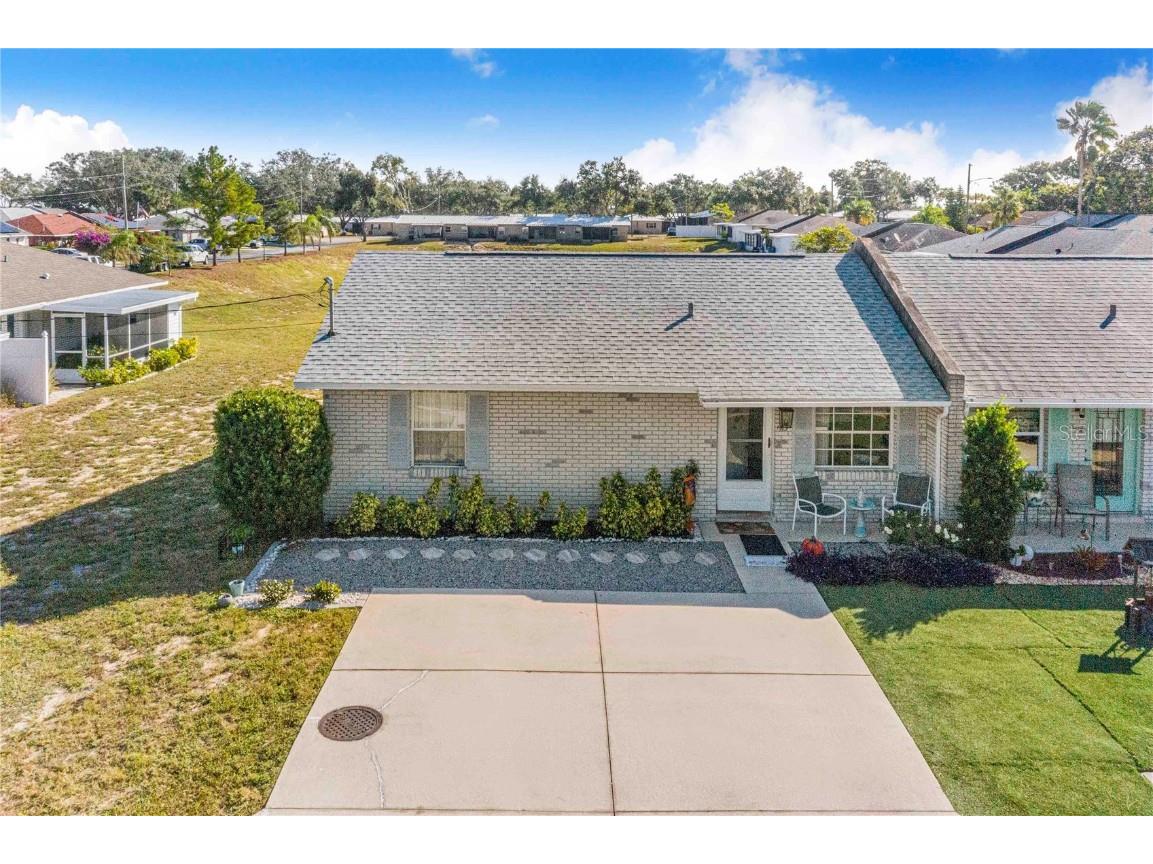 1413 Thousand Roses Drive S Lake Wales FL 33853 P4936929 image1