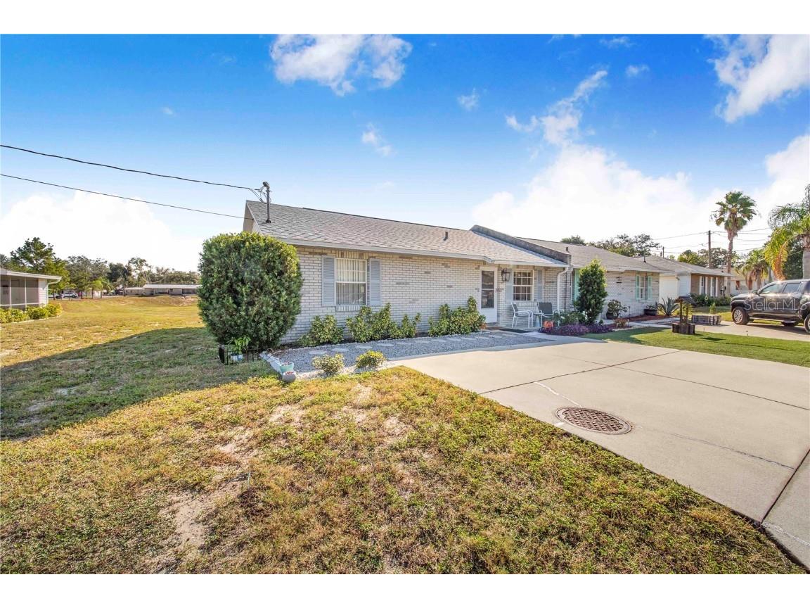 1413 Thousand Roses Drive S Lake Wales FL 33853 P4936929 image2