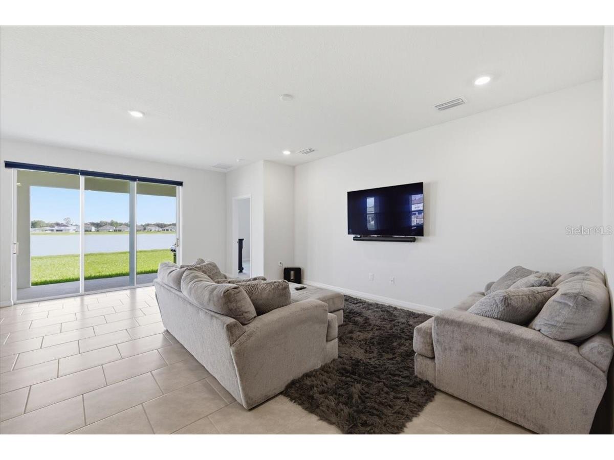 1413 Tropical Oasis Avenue Plant City FL 33565 TB8516751 image12