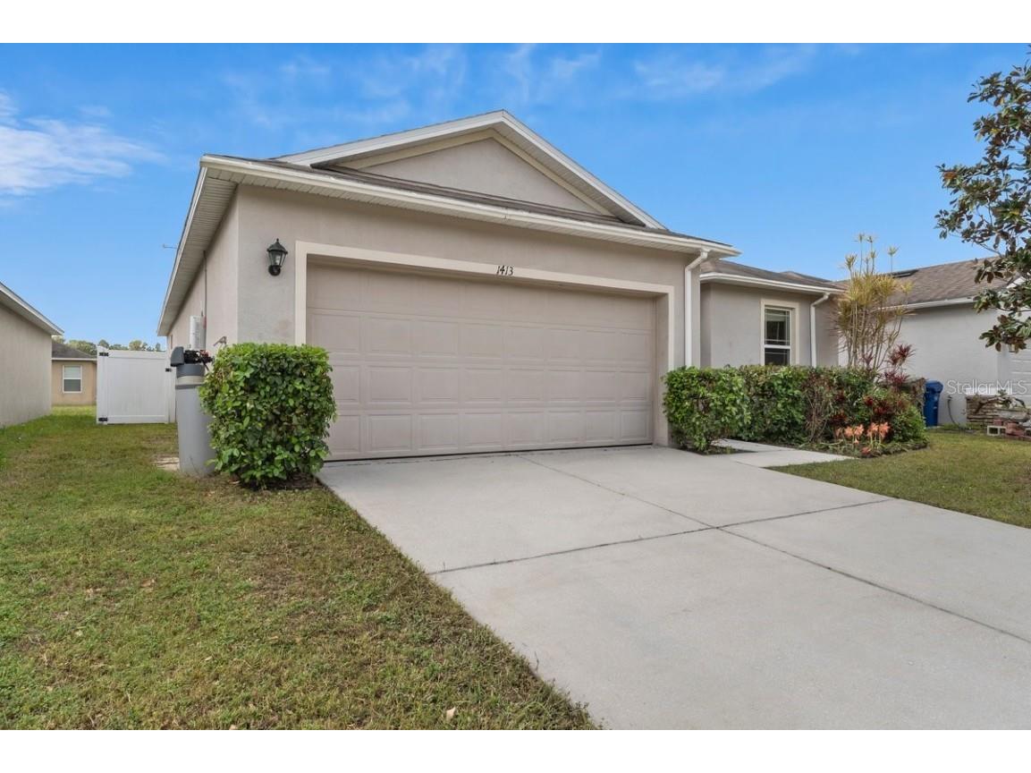 1413 Wallace Manor Pass Winter Haven FL 33880 TB8363169 image1