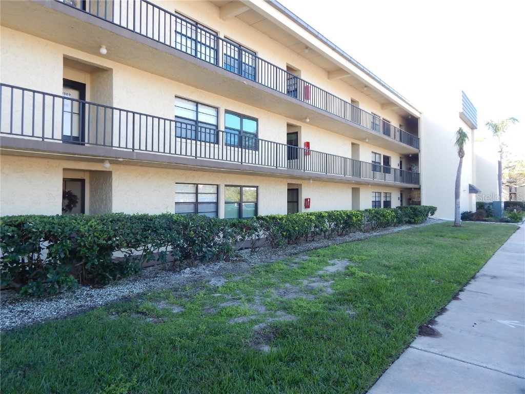 14130 Rosemary Lane #2102 Largo FL 33774 TB8324600 image1