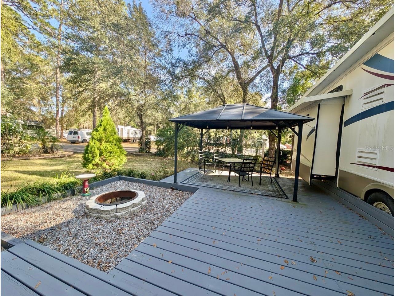 14131 NE 253rd Avenue Road Salt Springs FL 32134 - LITTLE LAKE KERR OM717736 image15