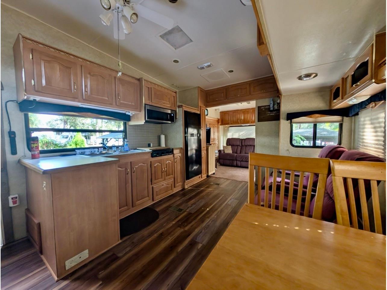 14131 NE 253rd Avenue Road Salt Springs FL 32134 - LITTLE LAKE KERR OM717736 image9