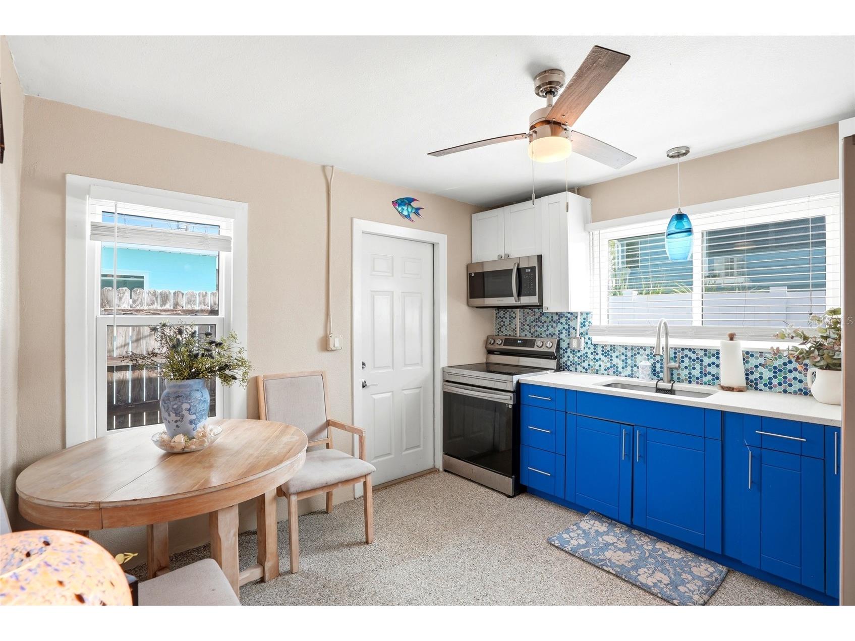 14135 Palm Street Madeira Beach FL 33708 TB8516347 image12