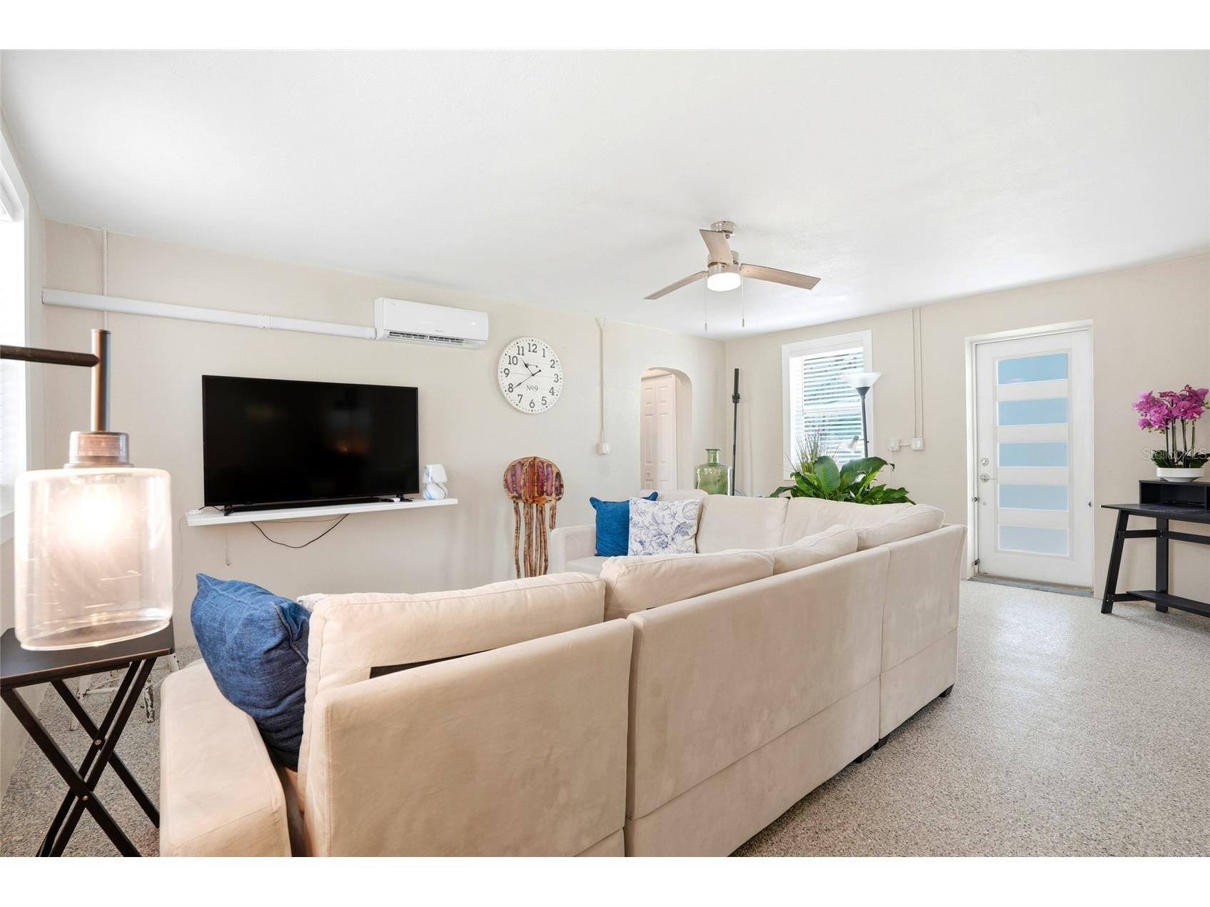 14135 Palm Street Madeira Beach FL 33708 TB8516347 image7