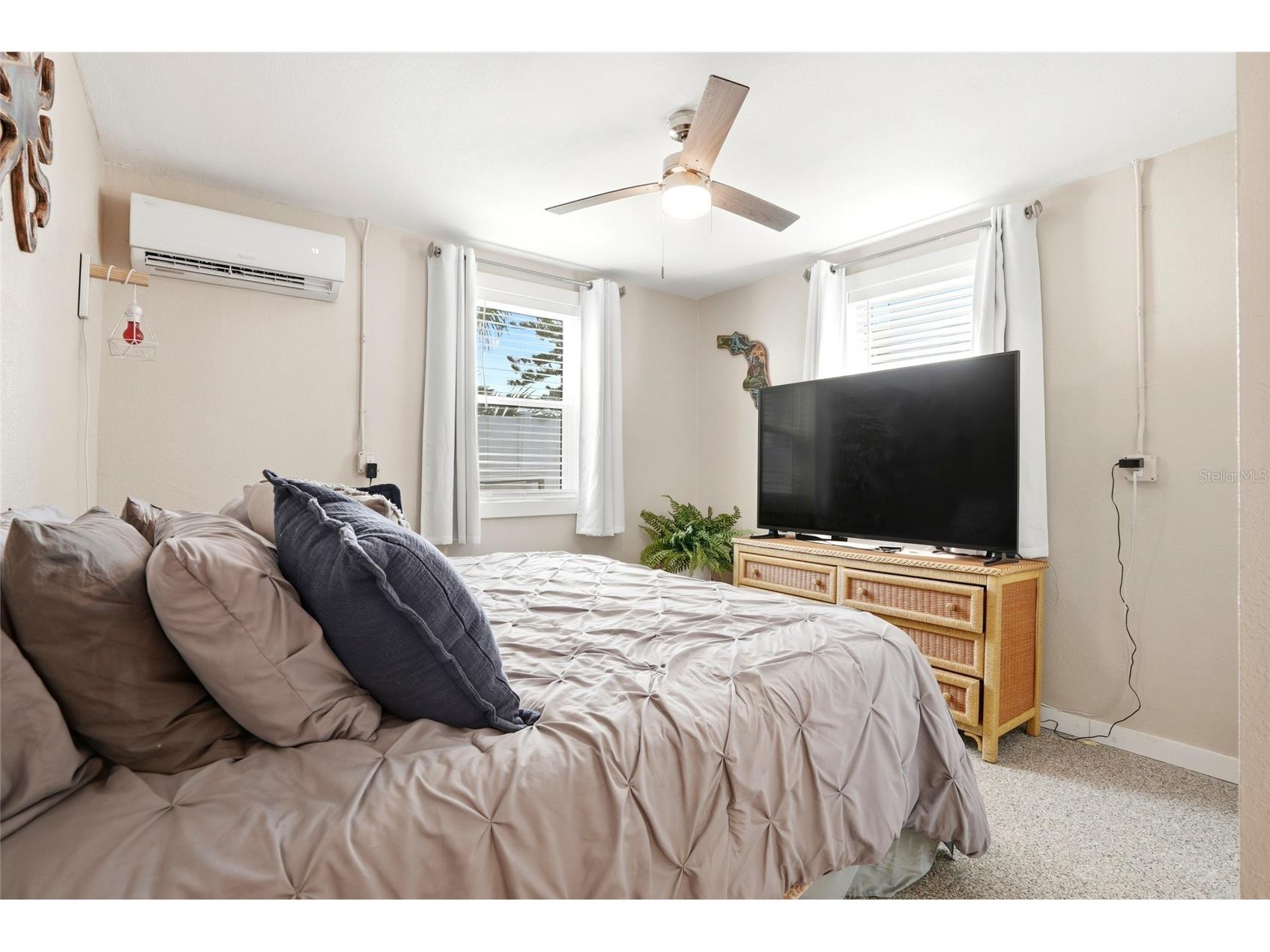 14135 Palm Street Madeira Beach FL 33708 TB8516347 image9
