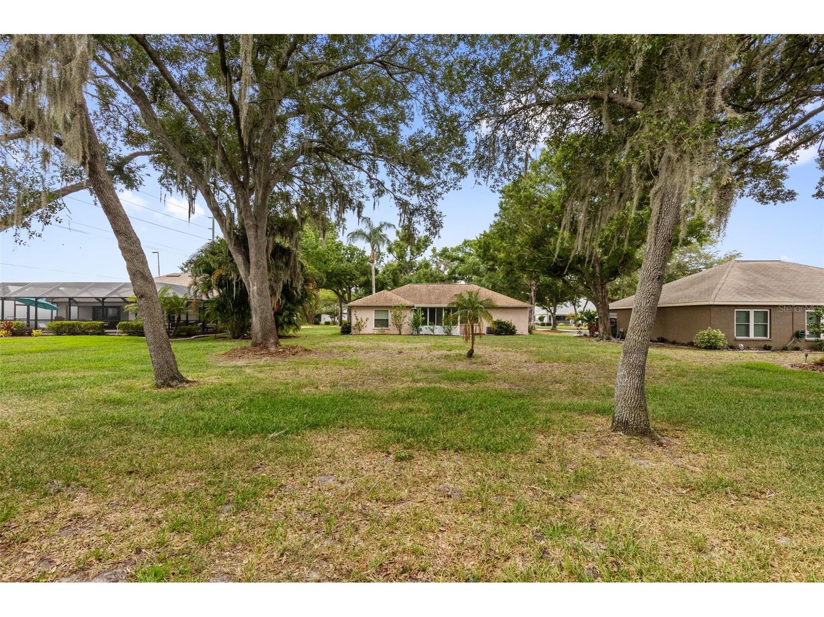1414 Bluewater Drive Sun City Center FL 33573 TB8521086 image5