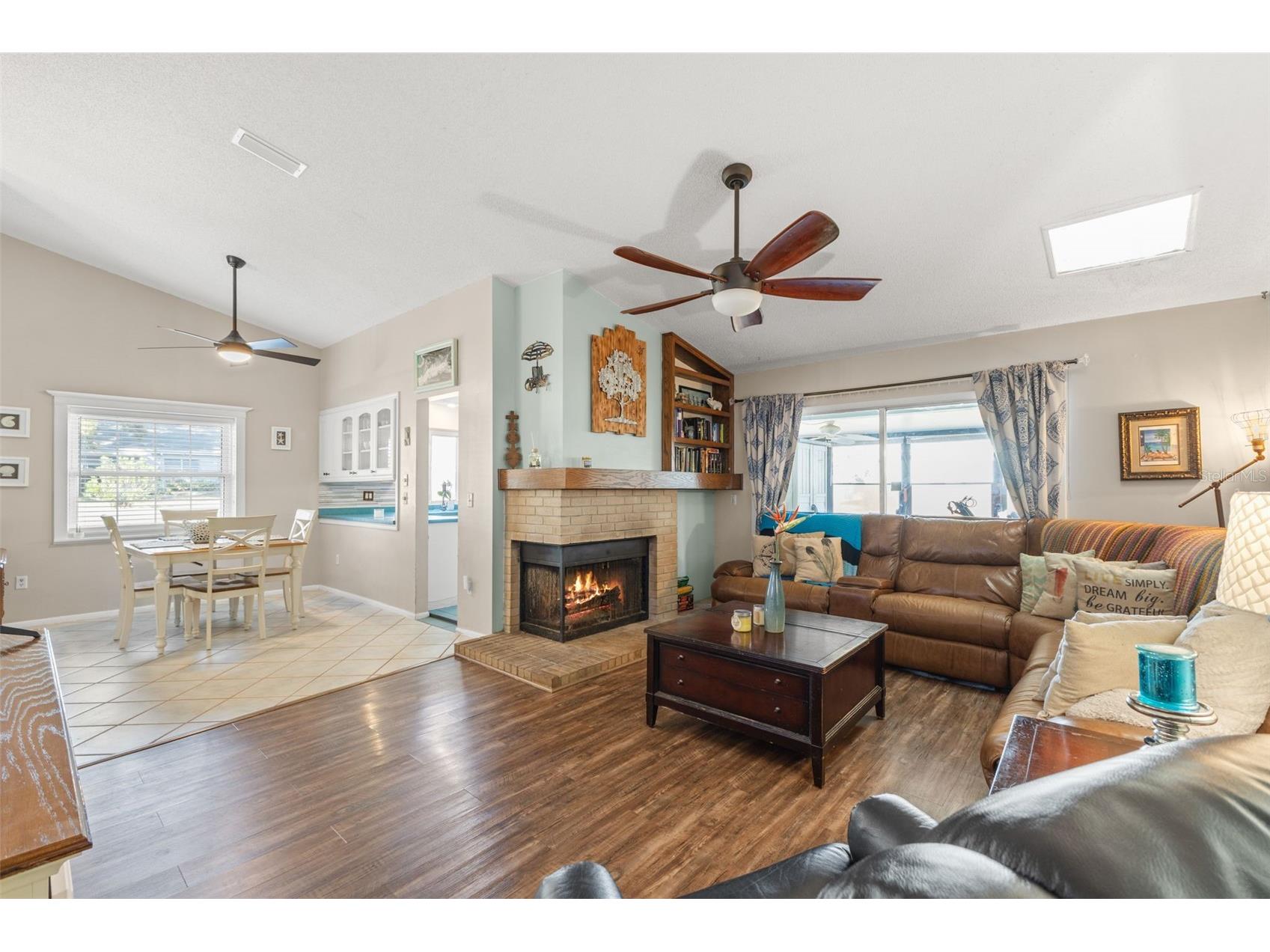 1414 Cadhay Court Safety Harbor FL 34695 TB8467160 image3