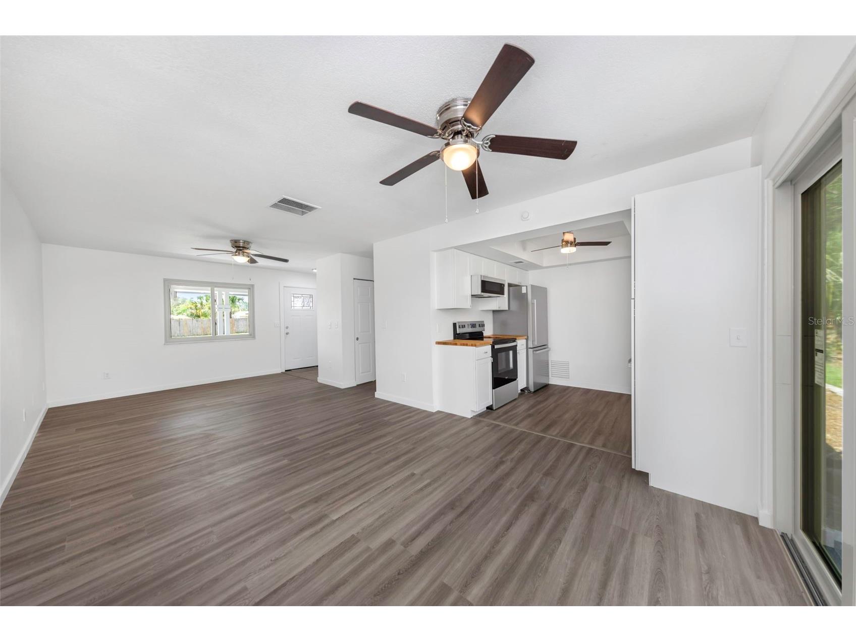 1414 Castleworks Lane Tarpon Springs FL 34689 TB8510816 image4