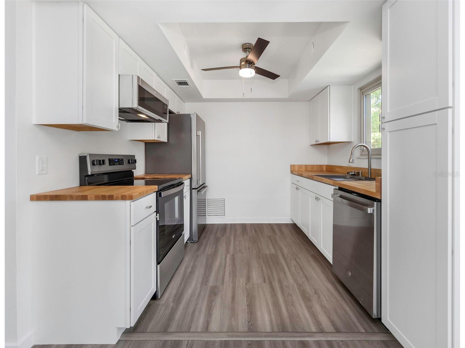 1414 Castleworks Lane Tarpon Springs FL 34689 TB8510816 image5