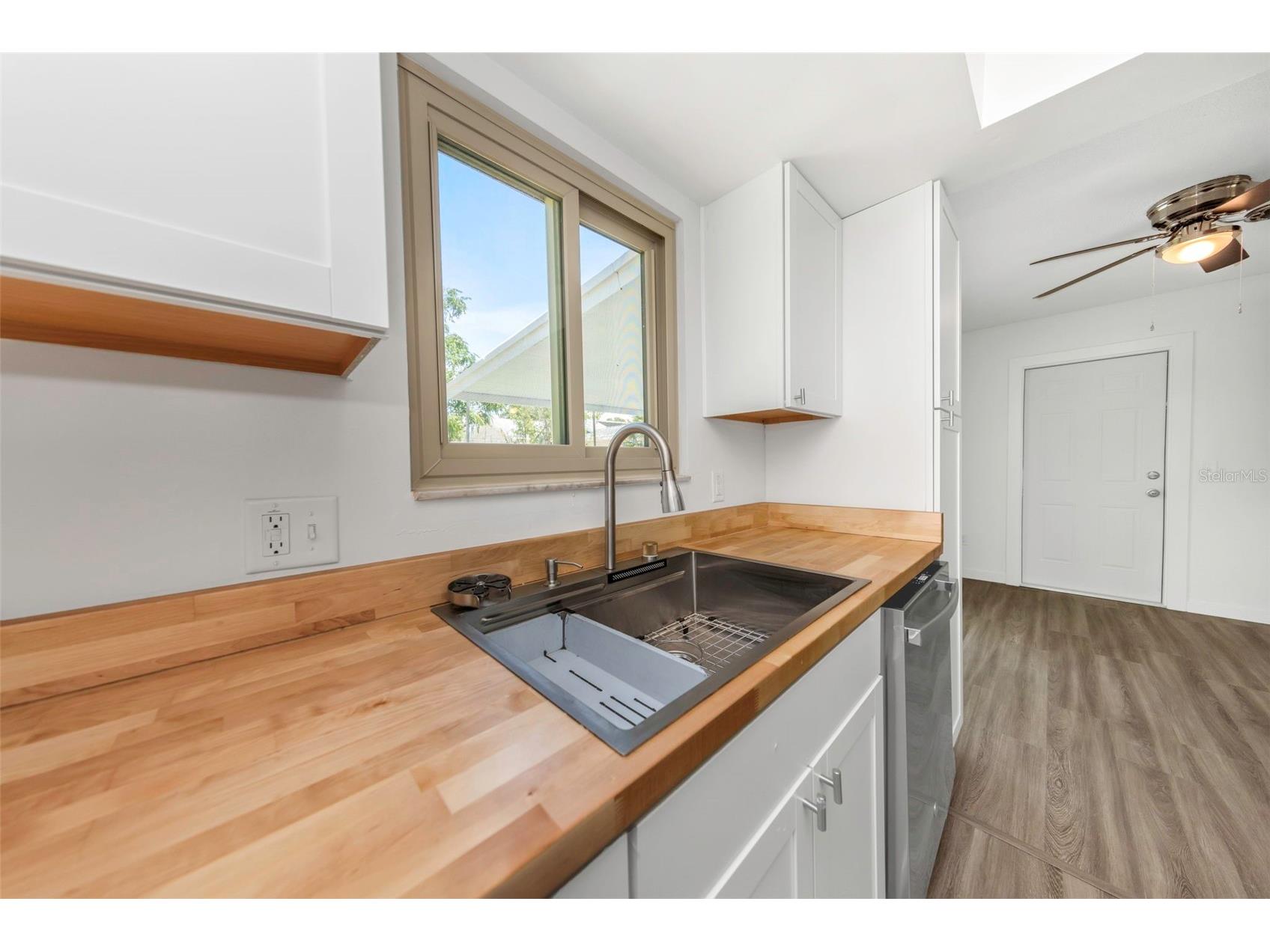 1414 Castleworks Lane Tarpon Springs FL 34689 TB8510816 image7